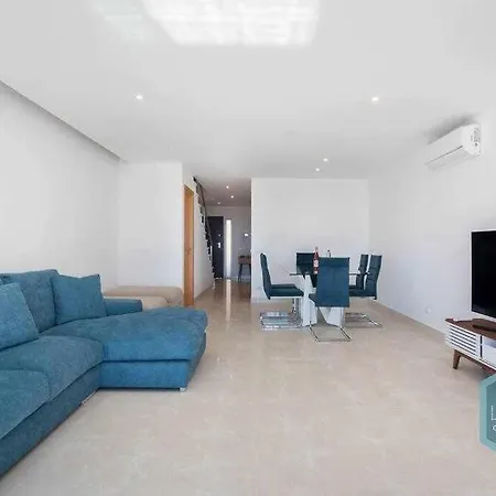 Vakantiehuis Patroves Sea View Dream *